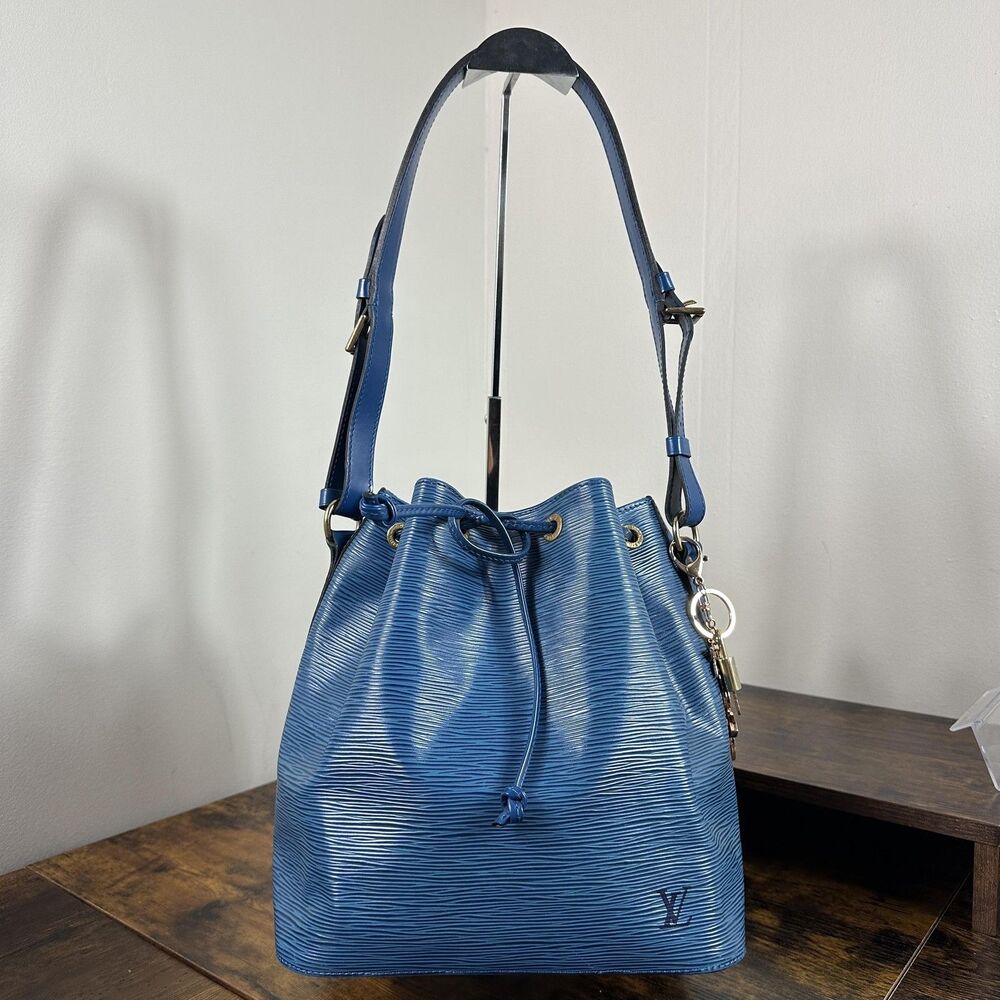 Louis Vuitton Vintage Epi Noe Bucket Bag Medium Blue Leather France Authentic